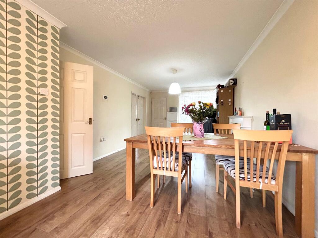 House in Reading, Lower Earley, Earley - View 3