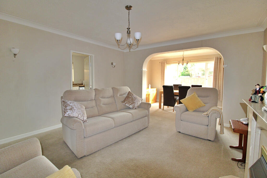 Laburnum Drive, Melksham, Wiltshire - View 4