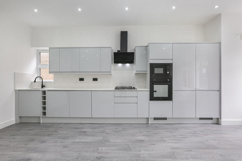 Main image of property: NEW BUILD 3 BEDROOM FLAT TO LET IN CARSHALTON