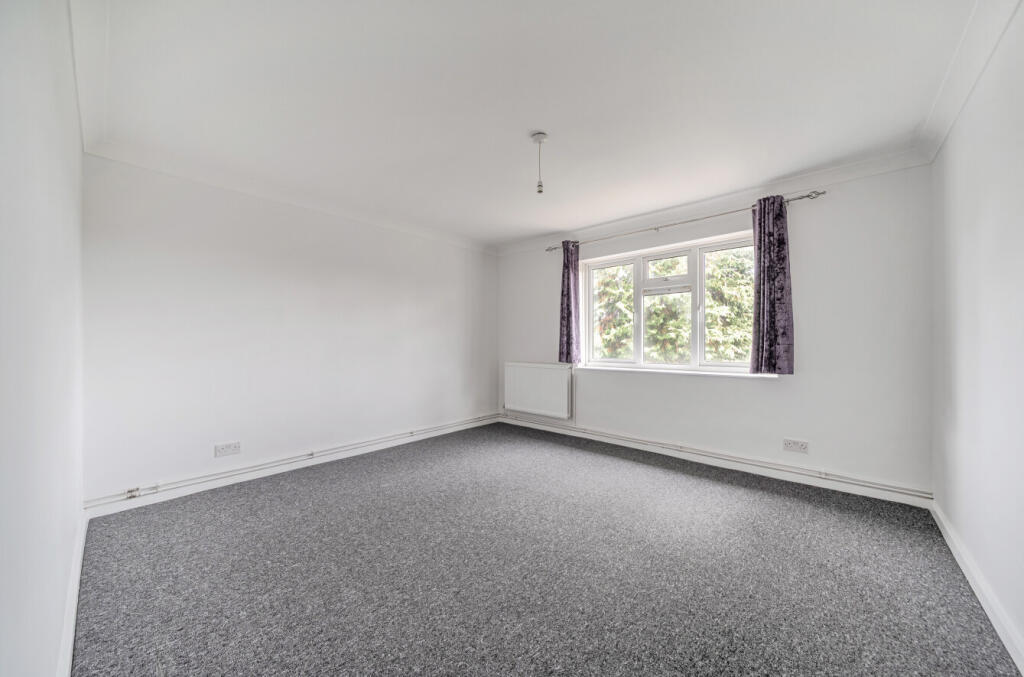Apartment in Guildford - View 5