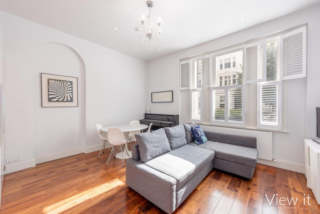Apartment in London, City of Westminster - View 3