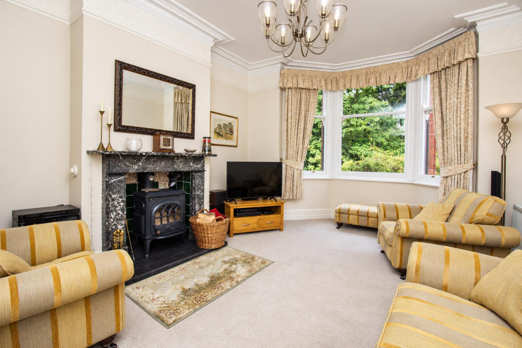 House in Darwen, Sough - View 4