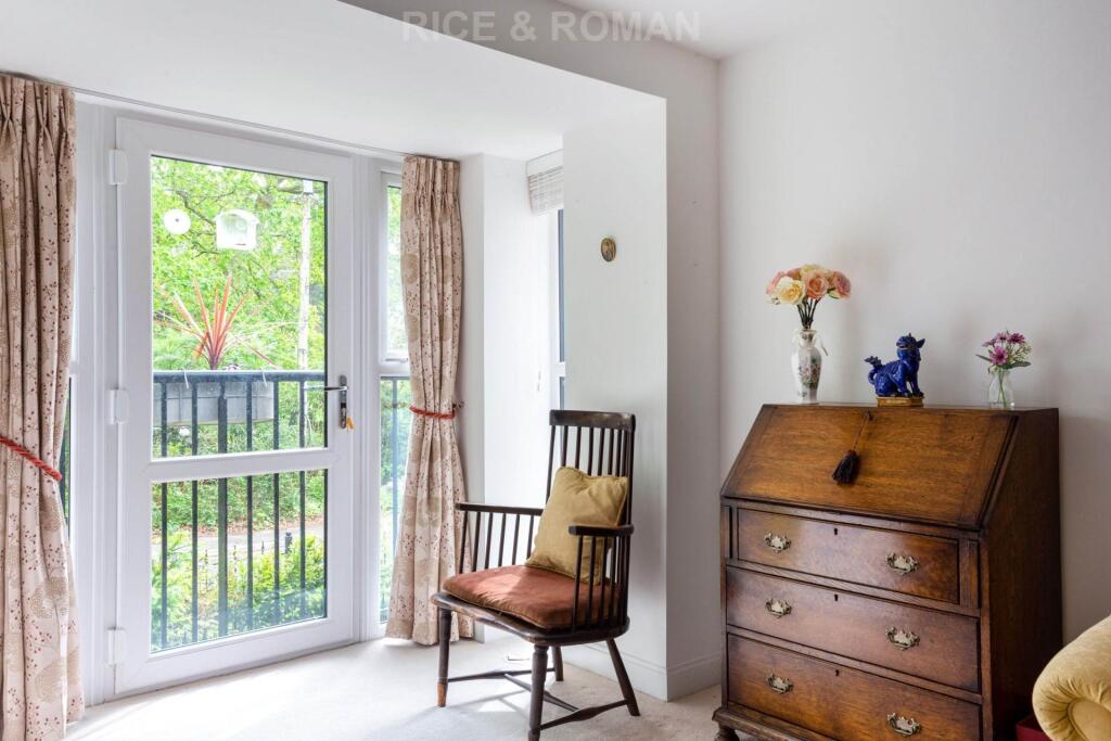 Birch Place, Crowthorne - View 3