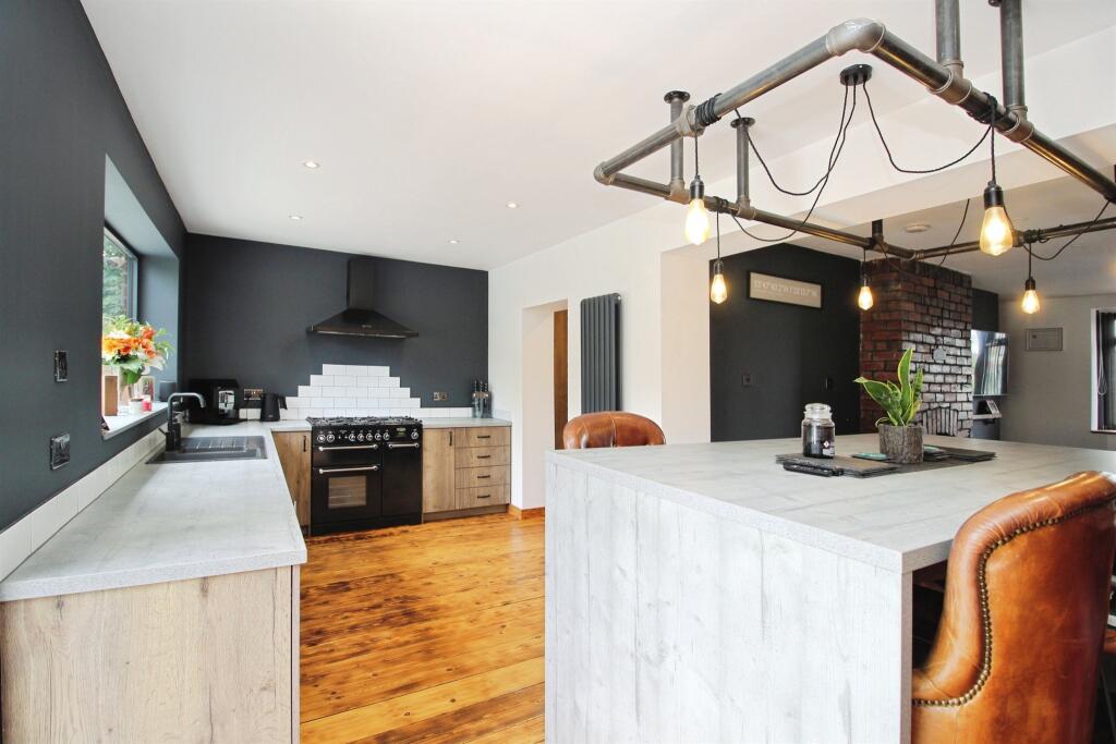 House in Leeds, West Yorkshire - More
