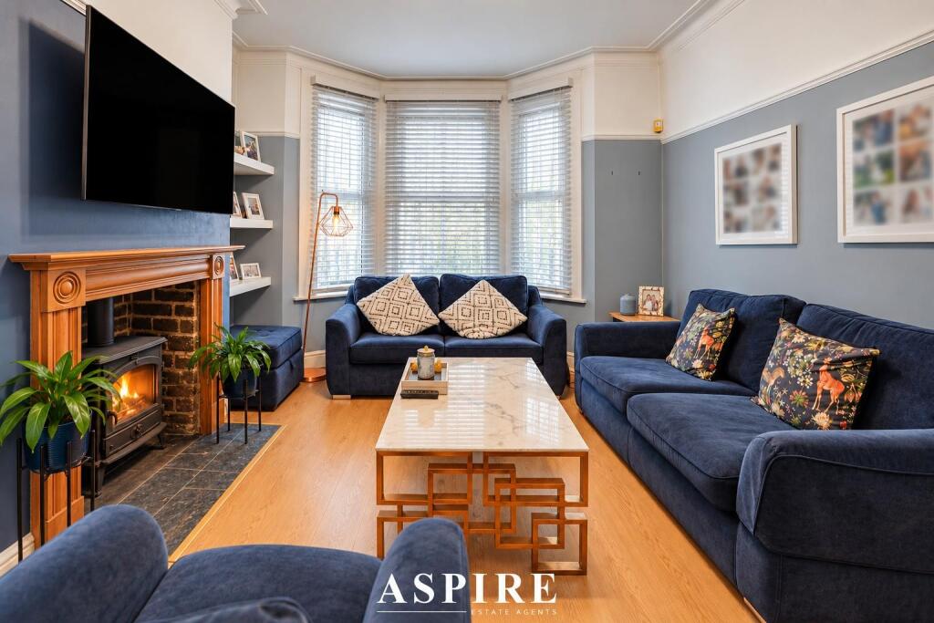 Tudor Road, Westcliff-On-Sea photo 4