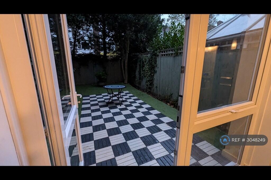 Property photo 10