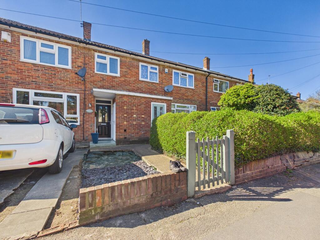 Main image of property: Wentworth Avenue, Slough, Berkshire, SL2