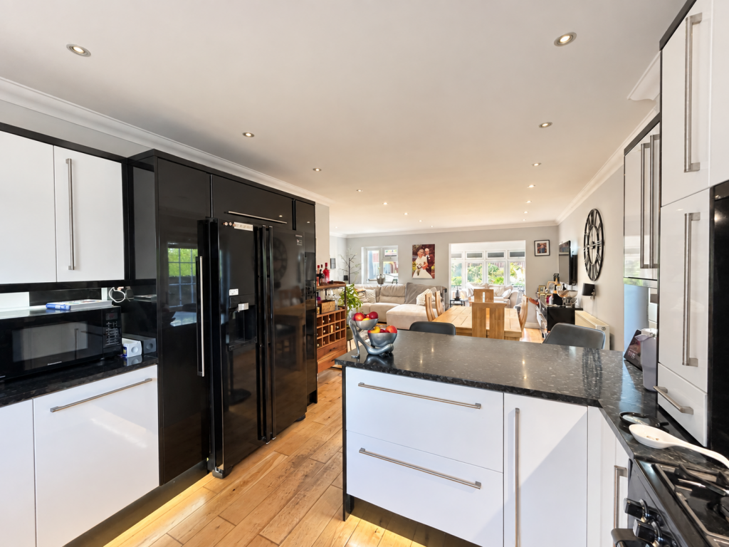 House in Portsmouth - More