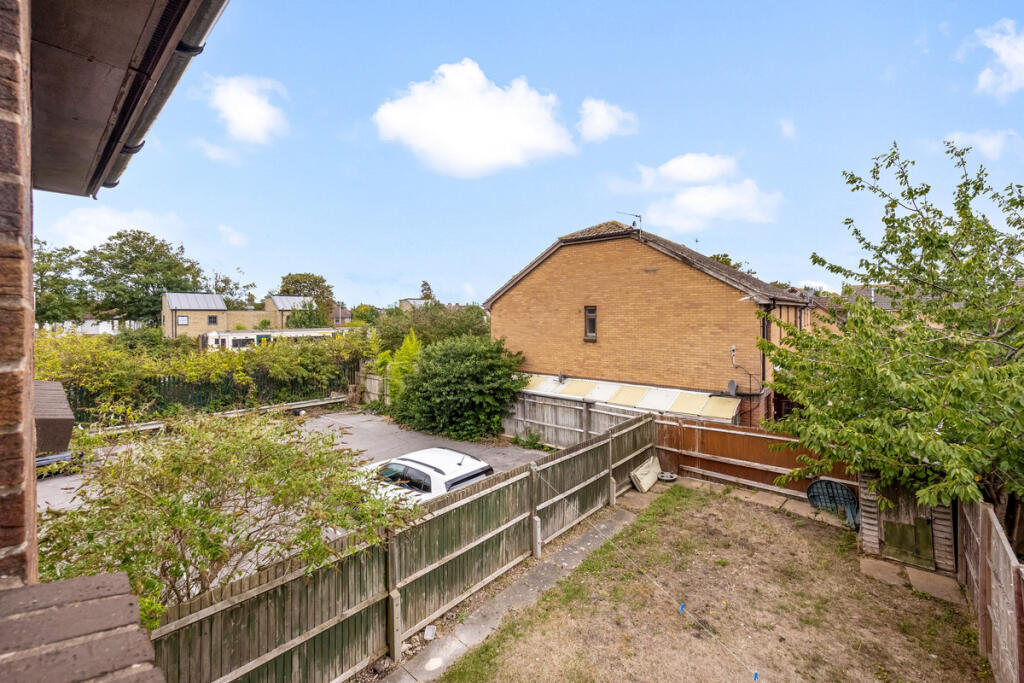 Apartment in Brighton - View 4