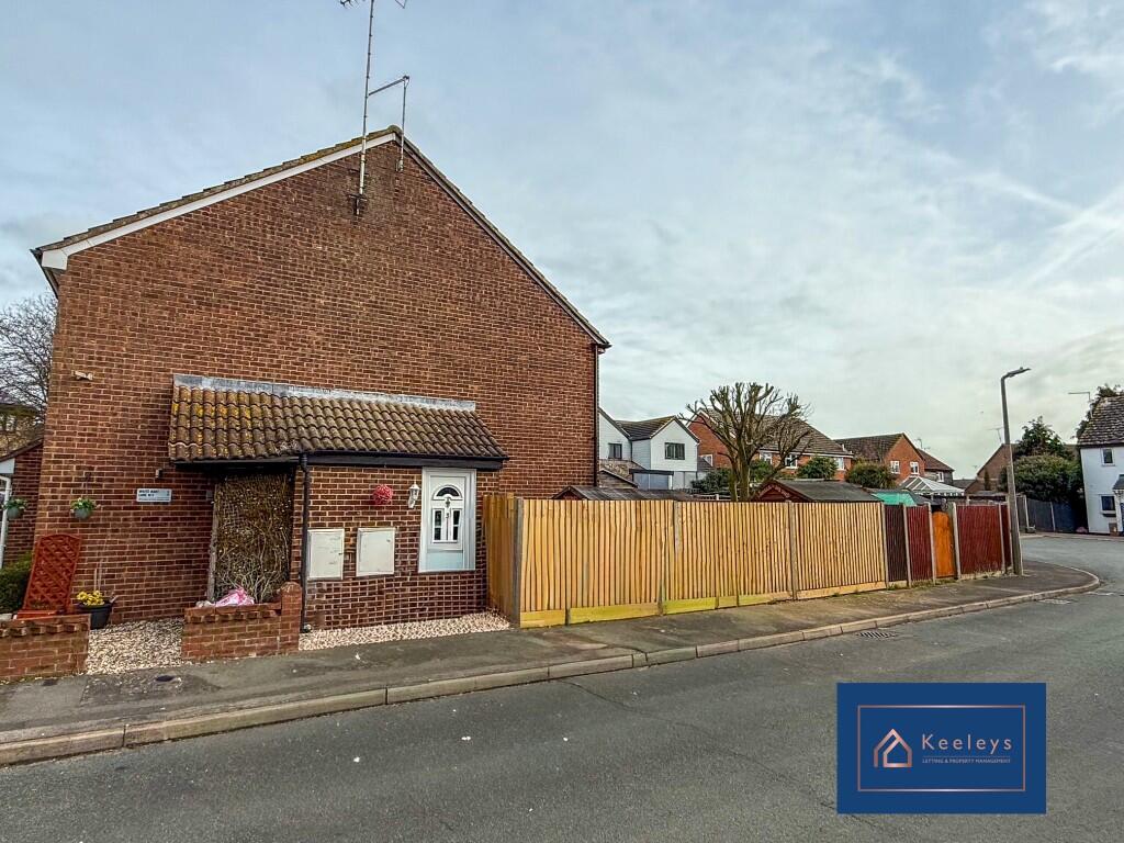 Main image of property: KINGFISHER CLOSE, HEYBRIDGE