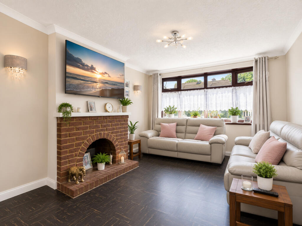 House in Southend-on-Sea - View 3