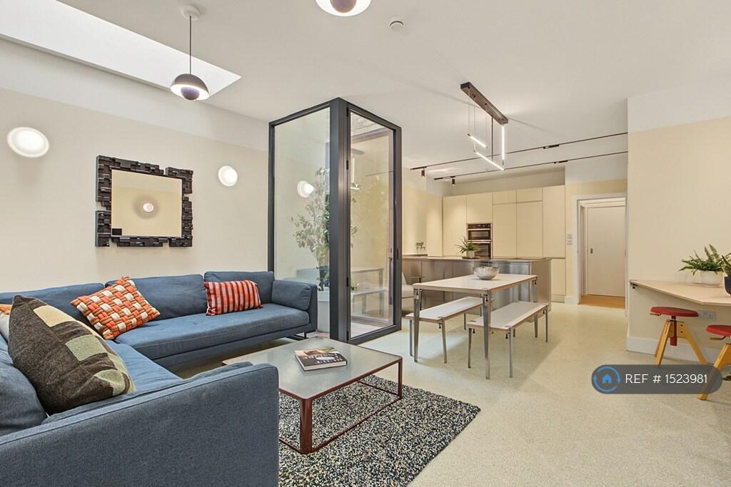 Main image of property: Archway Road, London, N6