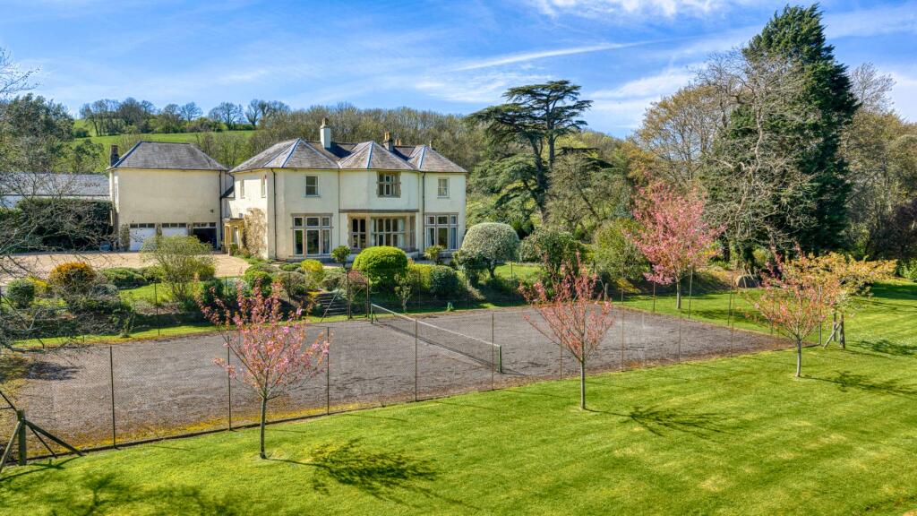 Additional image 36 of Stunning house with park like grounds close to Wells