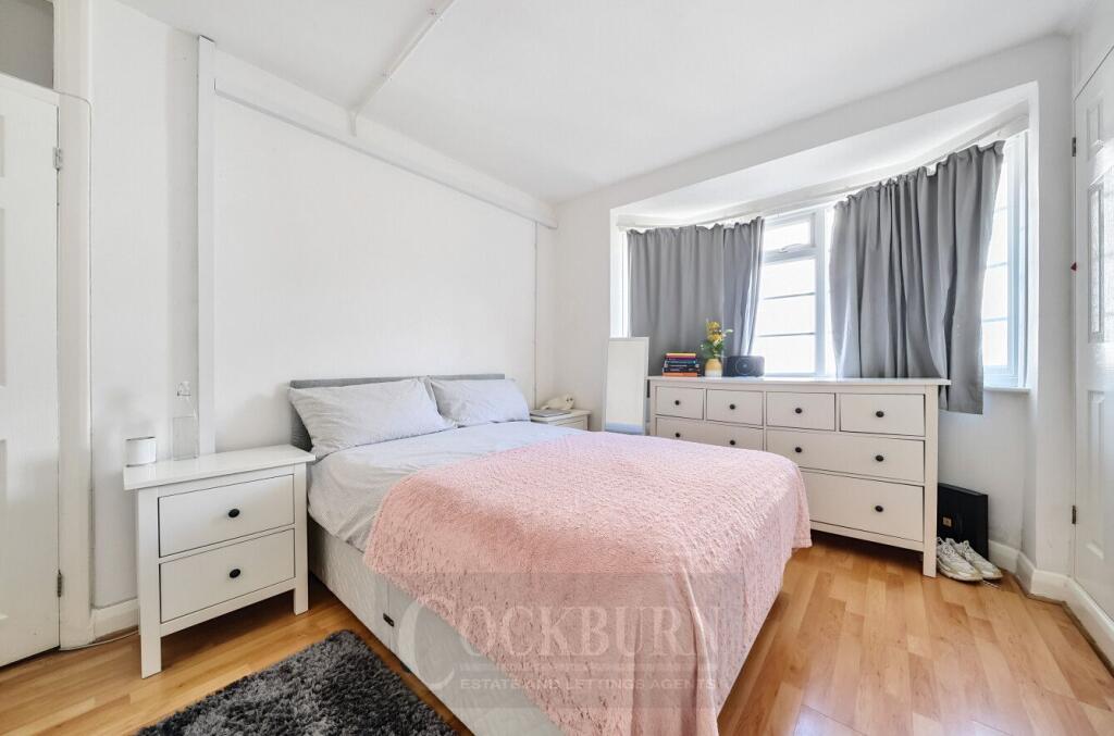 Main image of property: Amblecote Road, London, SE12 9TR