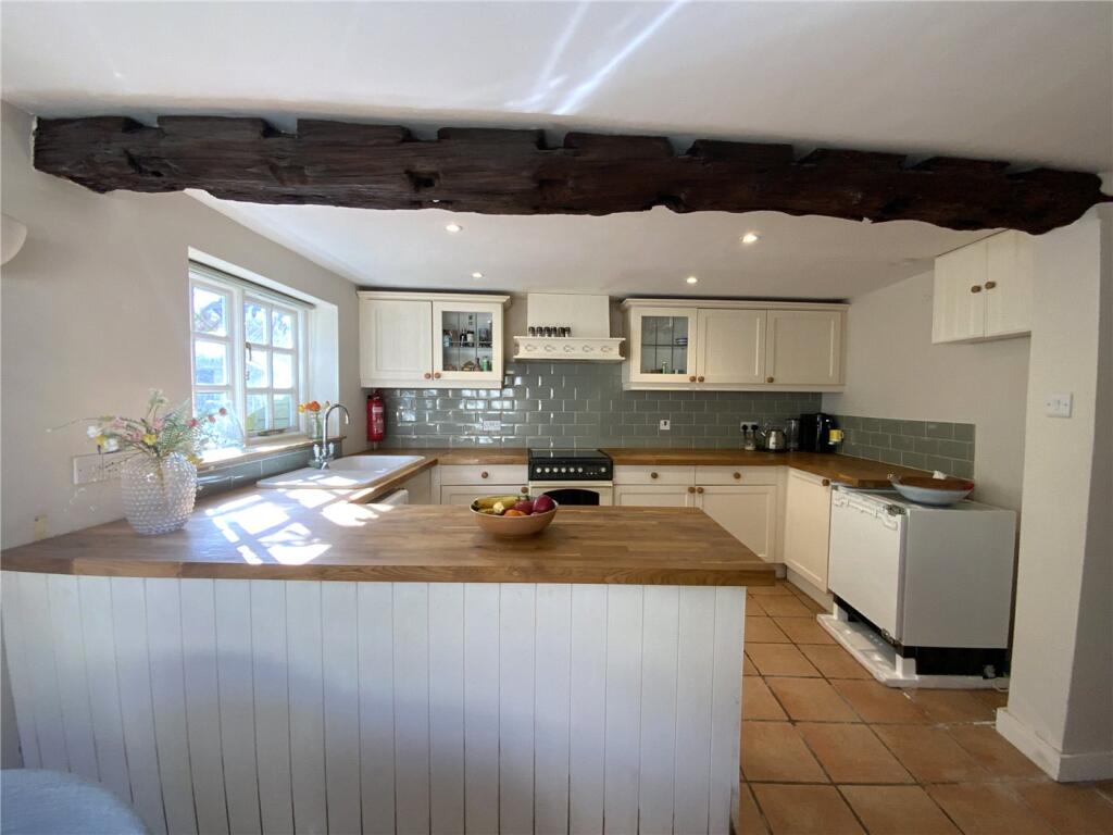 The Green, Aldbourne, Wiltshire, SN8 photo 3