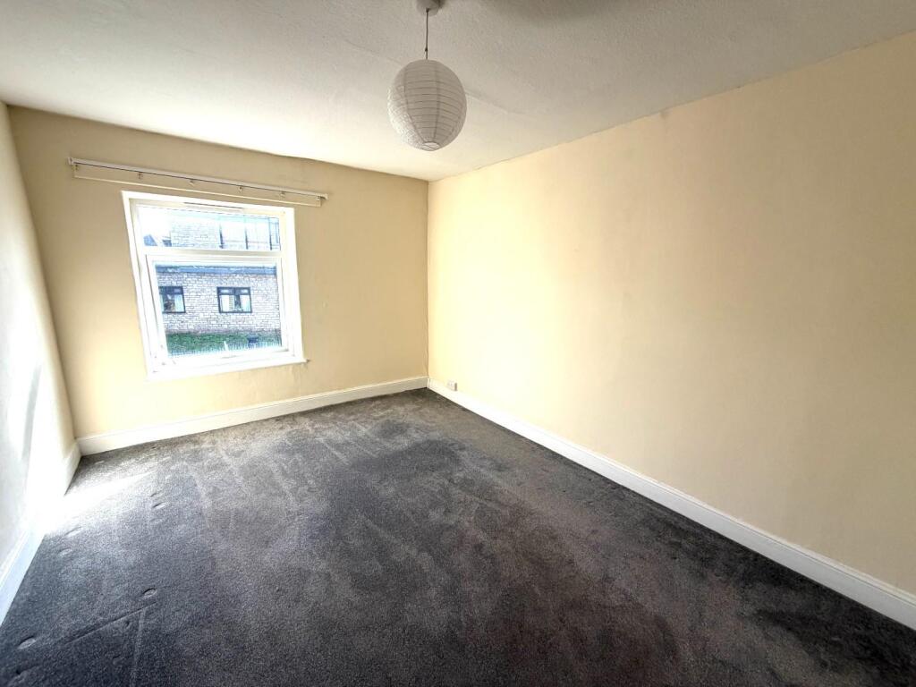 Additional image 4 of High Street, Street