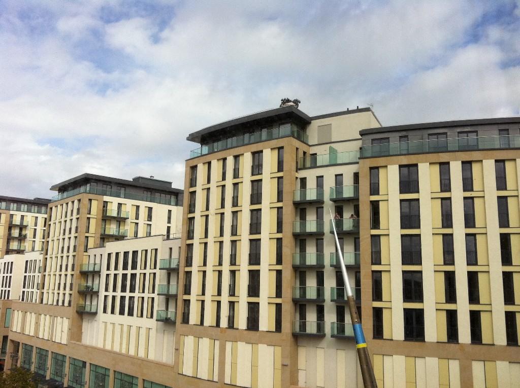 Apartment in Cardiff, Crockherbtown, Castle - More