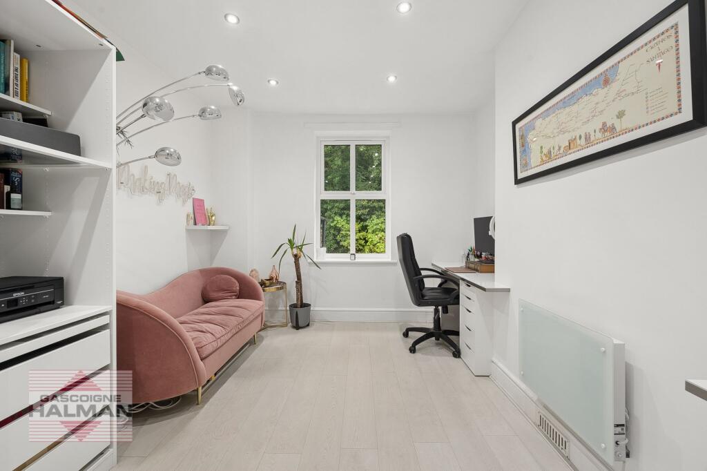 House in Wilmslow - View 4