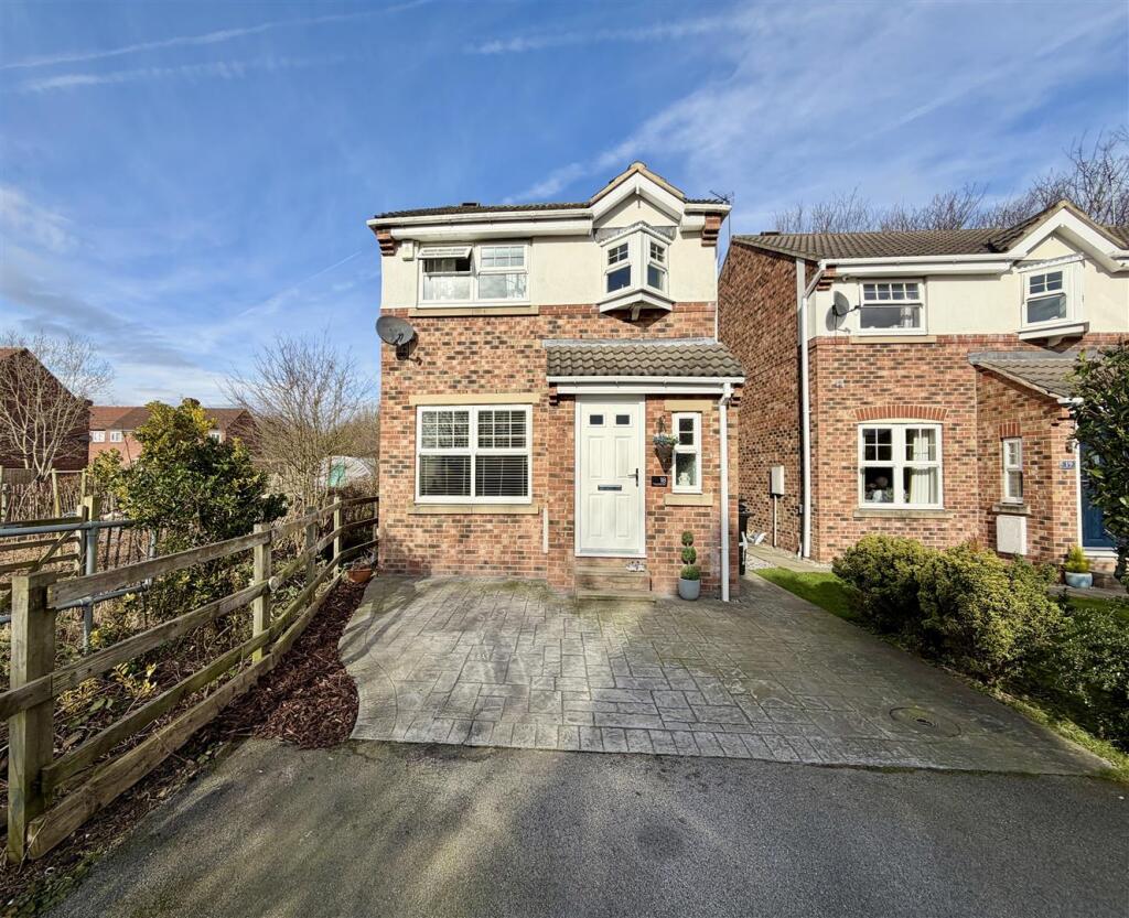Main image of property: Grange Park Close, Allerton Bywater, Castleford