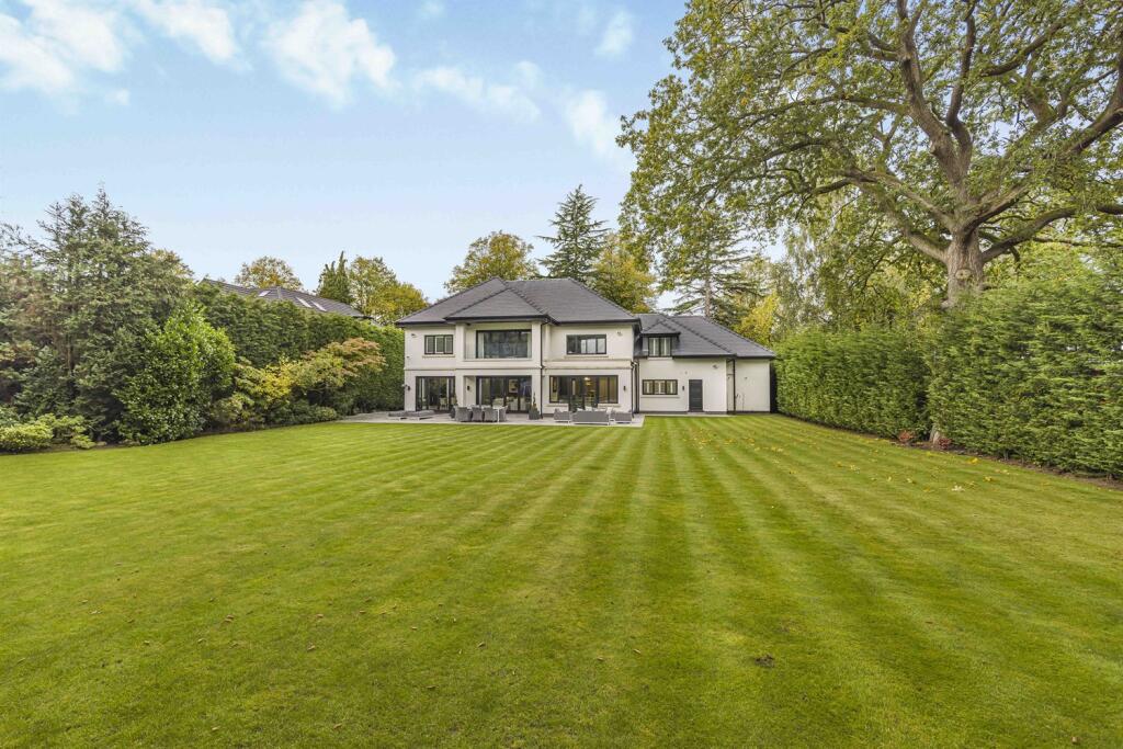 Main image of property: Bollinway, Hale