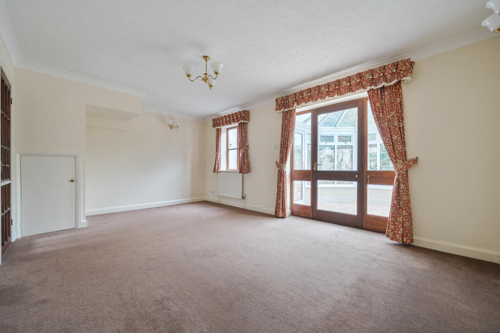 House in Brighton - View 5