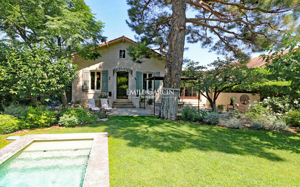 Main image of property: Provence-Alps-Cote d`Azur, Bouches-du-Rhône, St-Rémy-de-Provence