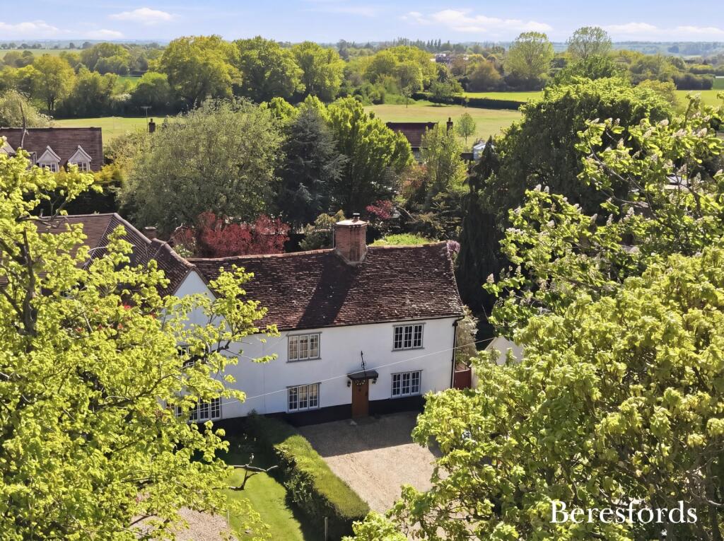 Main image of property: Braintree Road, Felsted, CM6