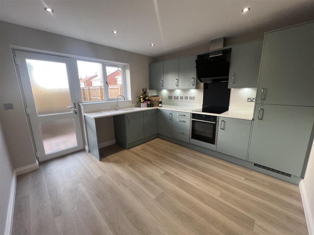 House in Cherry Burton - View 2
