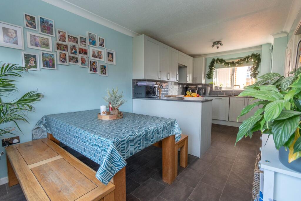 23, St Peters Road, Fakenham, NR21 photo 2