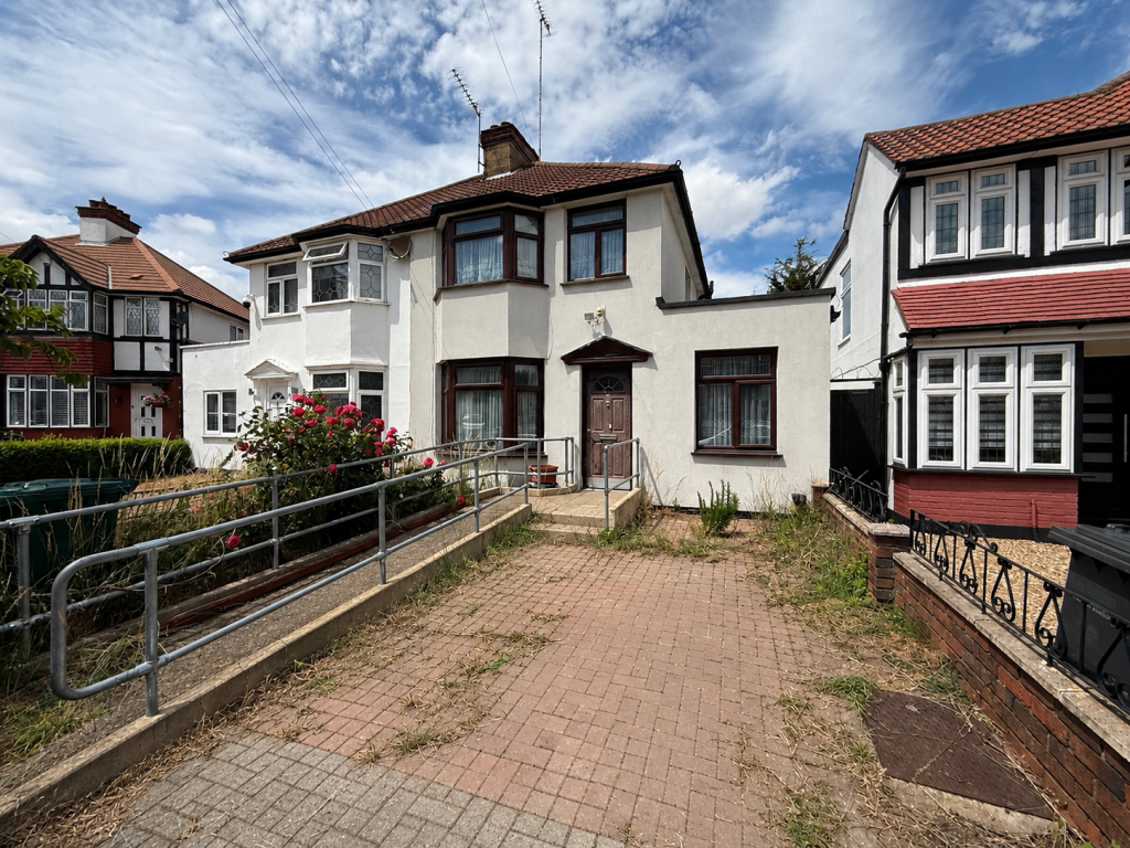 Main image of property: Portman Gardens, NW9 5AS