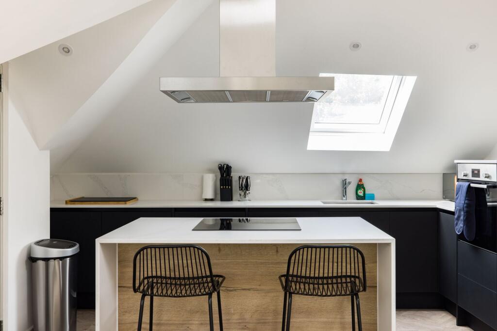 Apartment in London - More