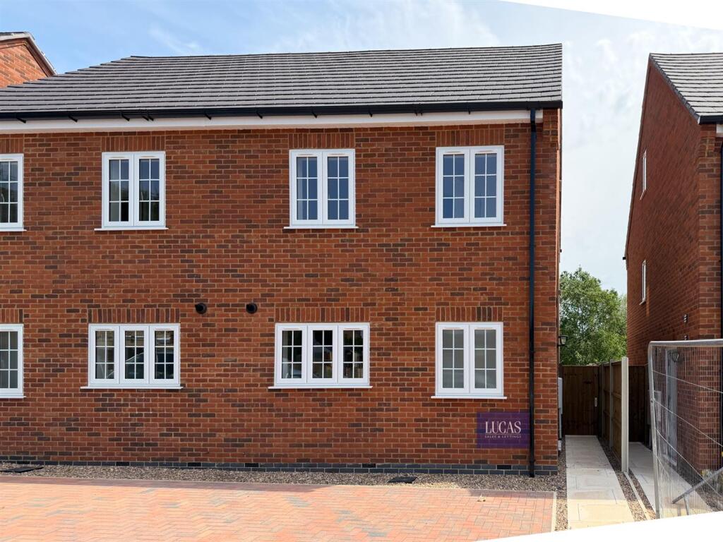 House in Desborough, North Northamptonshire - View 3