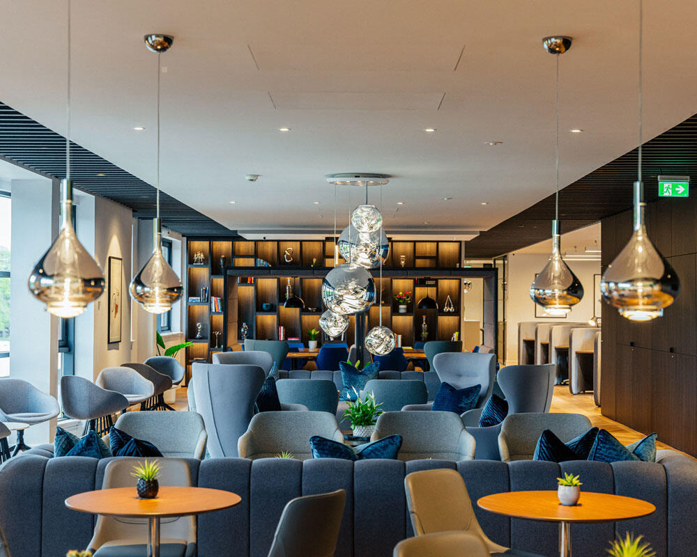 River Lounge