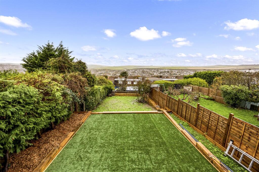 Lyminster Avenue, Hollingbury, Brighton photo 3