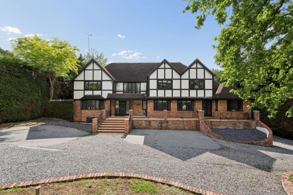 Main image of property: Camp Road, Gerrards Cross, SL9