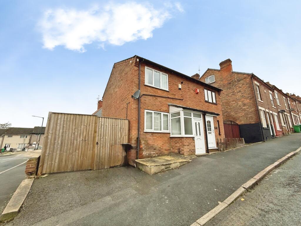 Main image of property: Hogarth Street, Nottingham, NG3 2GA