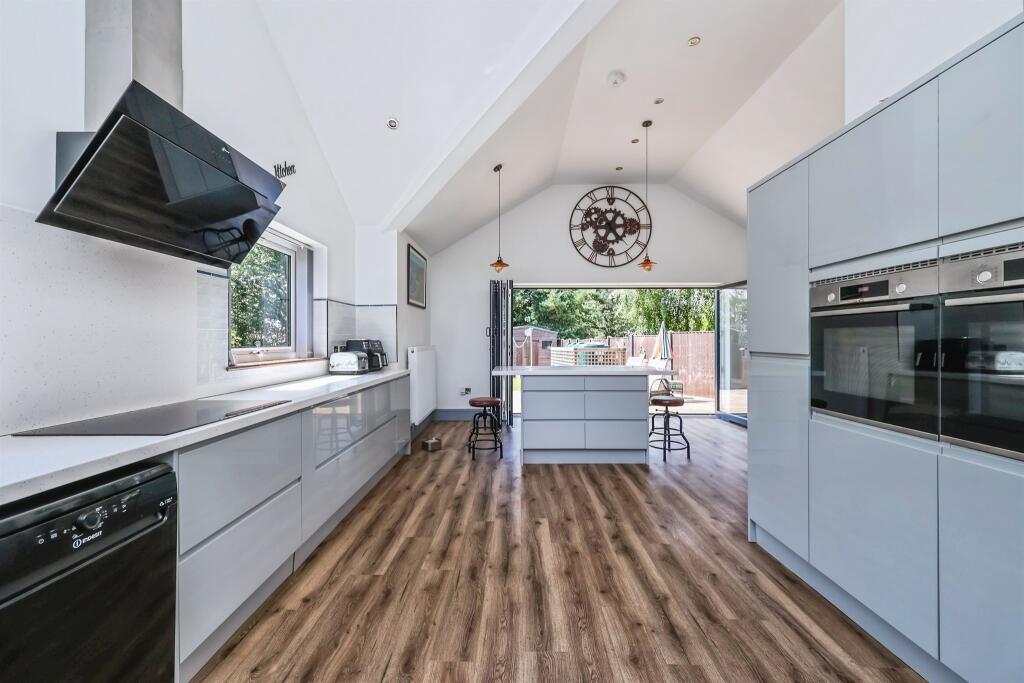 House in Ashfield, Kirkby-in-Ashfield, Sutton-in-Ashfield - View 3