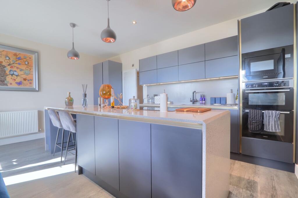 House in Stockton-on-Tees - More