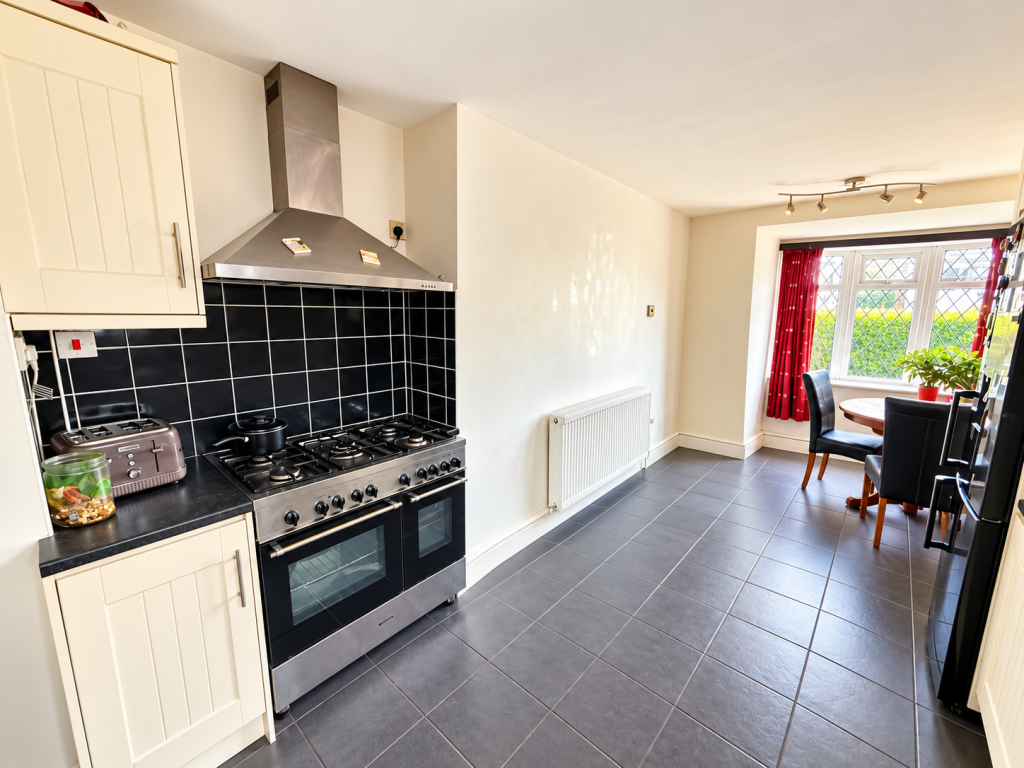 House in West Lancashire, Aughton - More