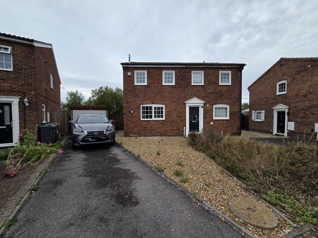 Main image of property: Lindsey Road, LU2