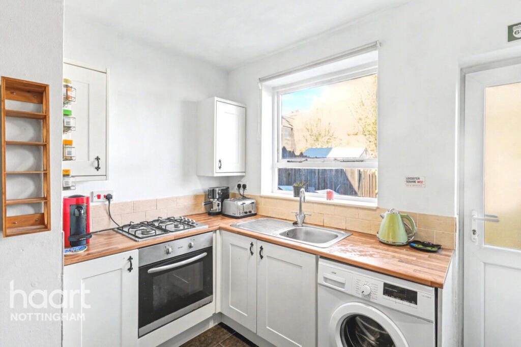 House in Nottingham, Rainbow Quarter, St Ann's - More