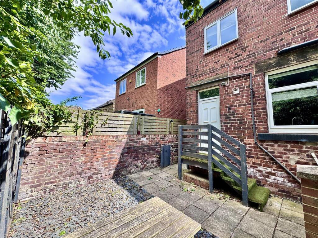 House in Barnsley, South Yorkshire - View 5
