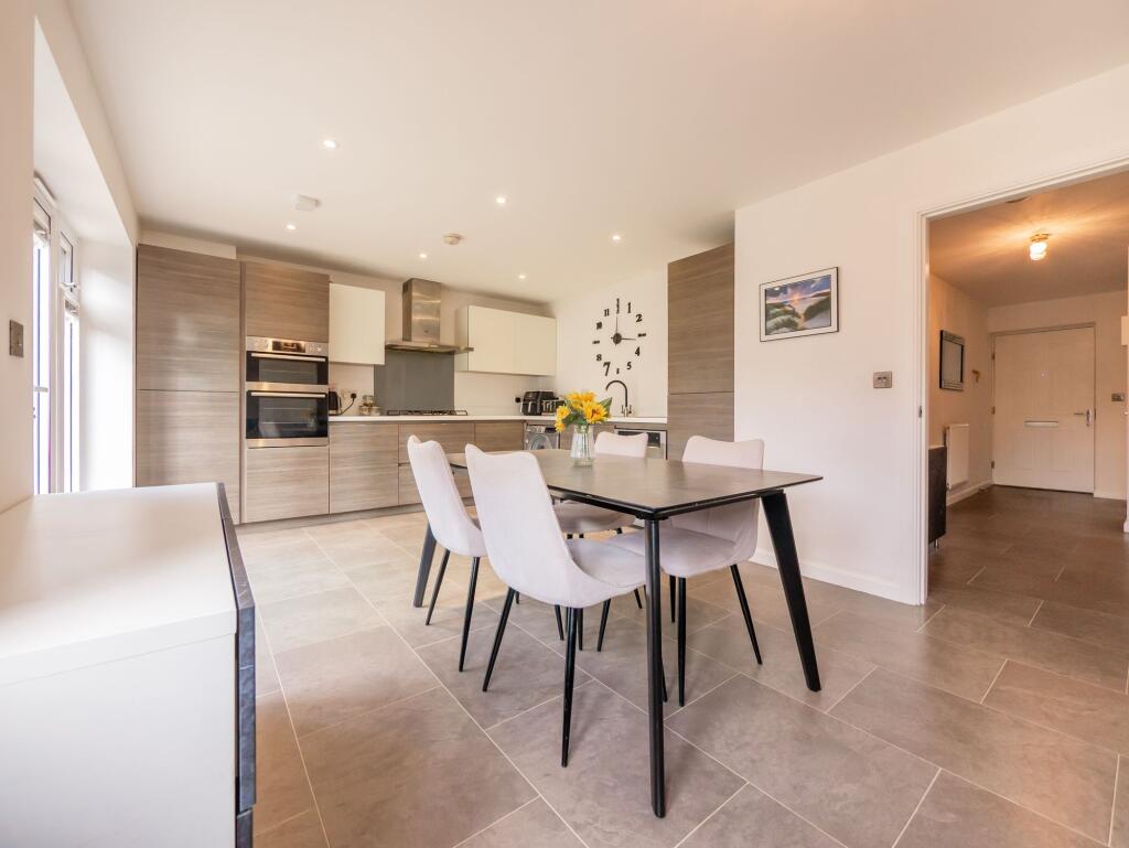 Main image of property: William Gardens, Rochford, SS4