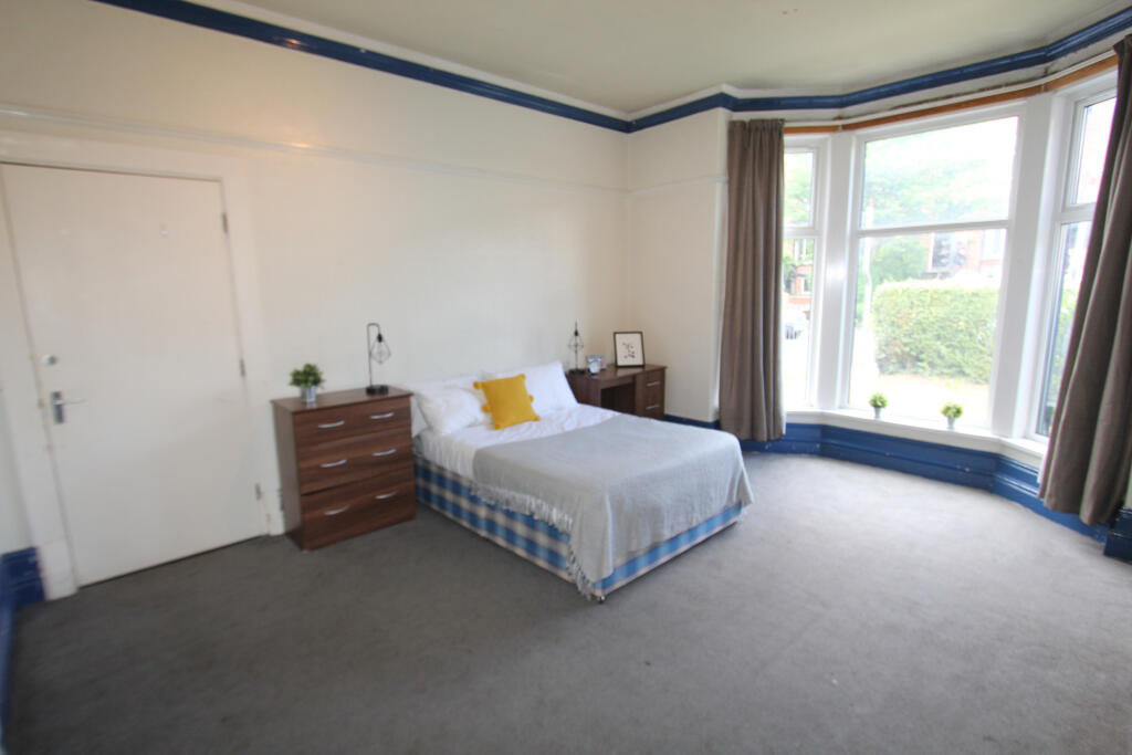 House in Leeds - View 5