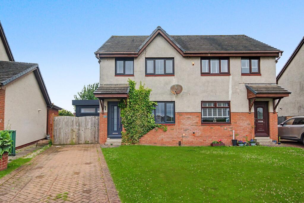 Main image of property: 84 Moor Park Crescent, Prestwick , KA9 2NL