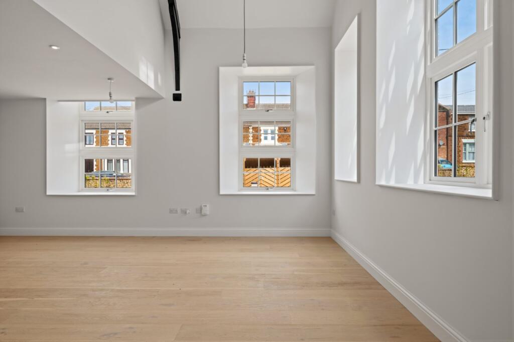 House in Peterborough - View 5
