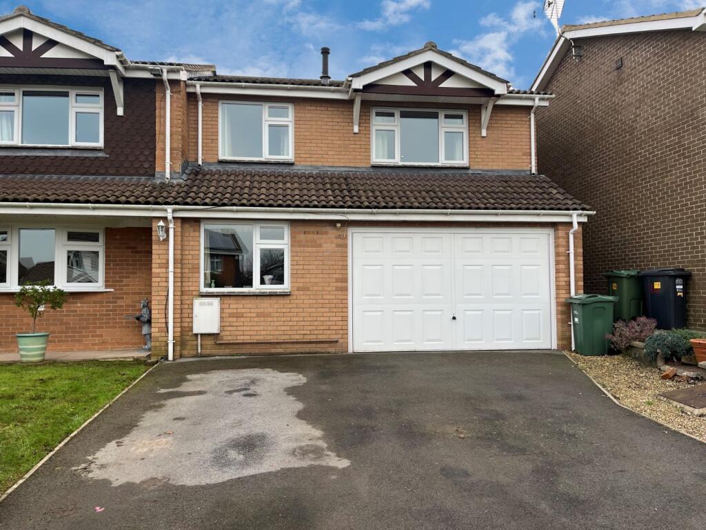 Main image of property: Leighwood Drive, Nailsea, BS48