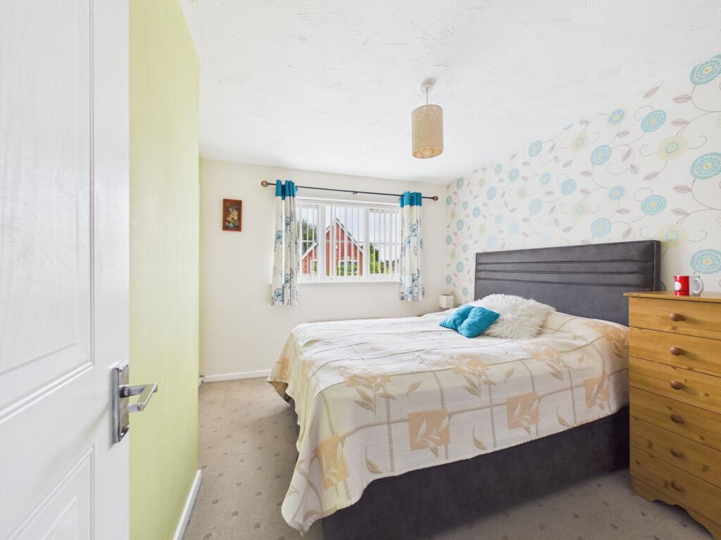 House in Nottingham - View 5