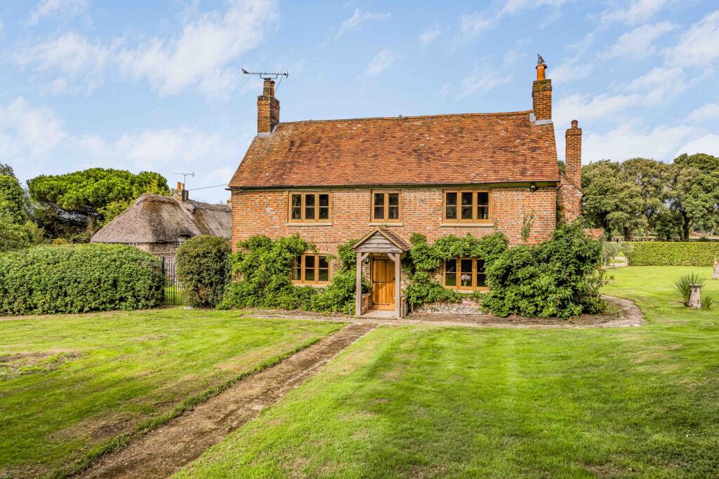 House in Portsmouth - View 5