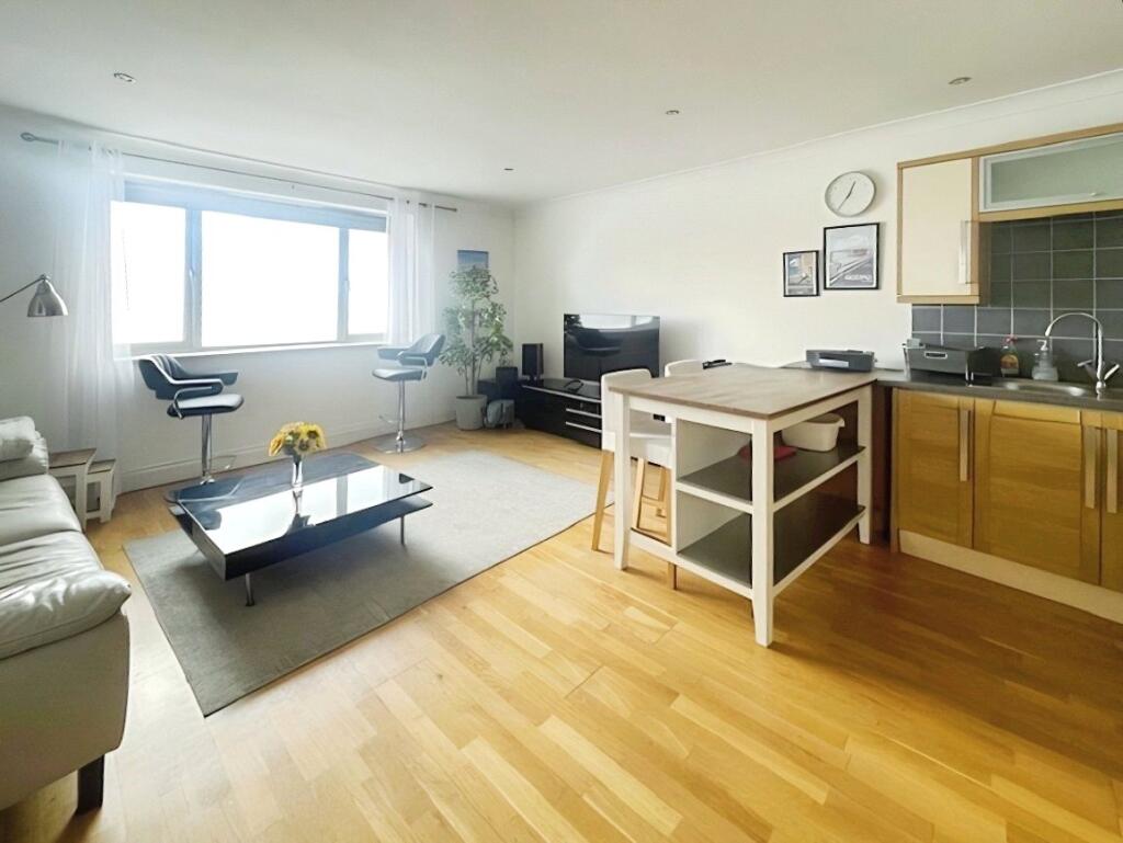 White Rock, Hastings, East Sussex, TN34 photo 2